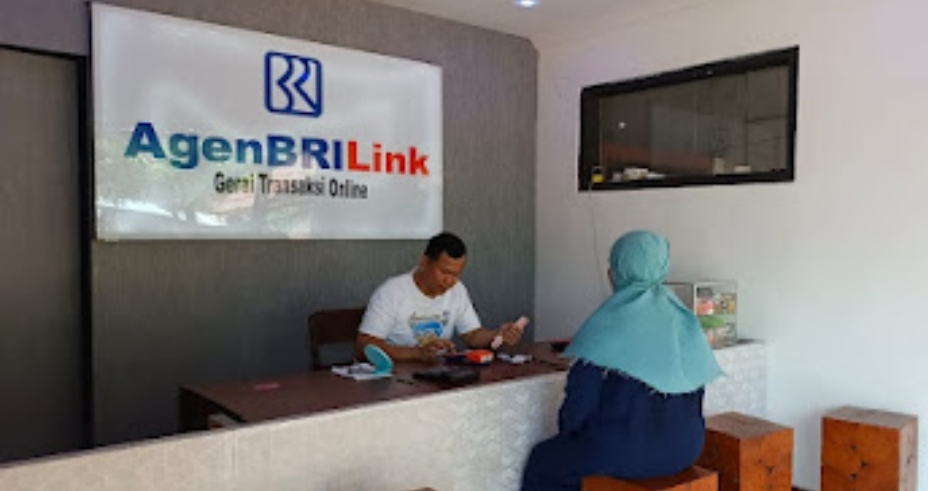 Berawal dari Coba Coba, AgenBRILink di Situbondo Ini Sekarang Berhasil Dekatkan Akses Perbankan Masyarakat