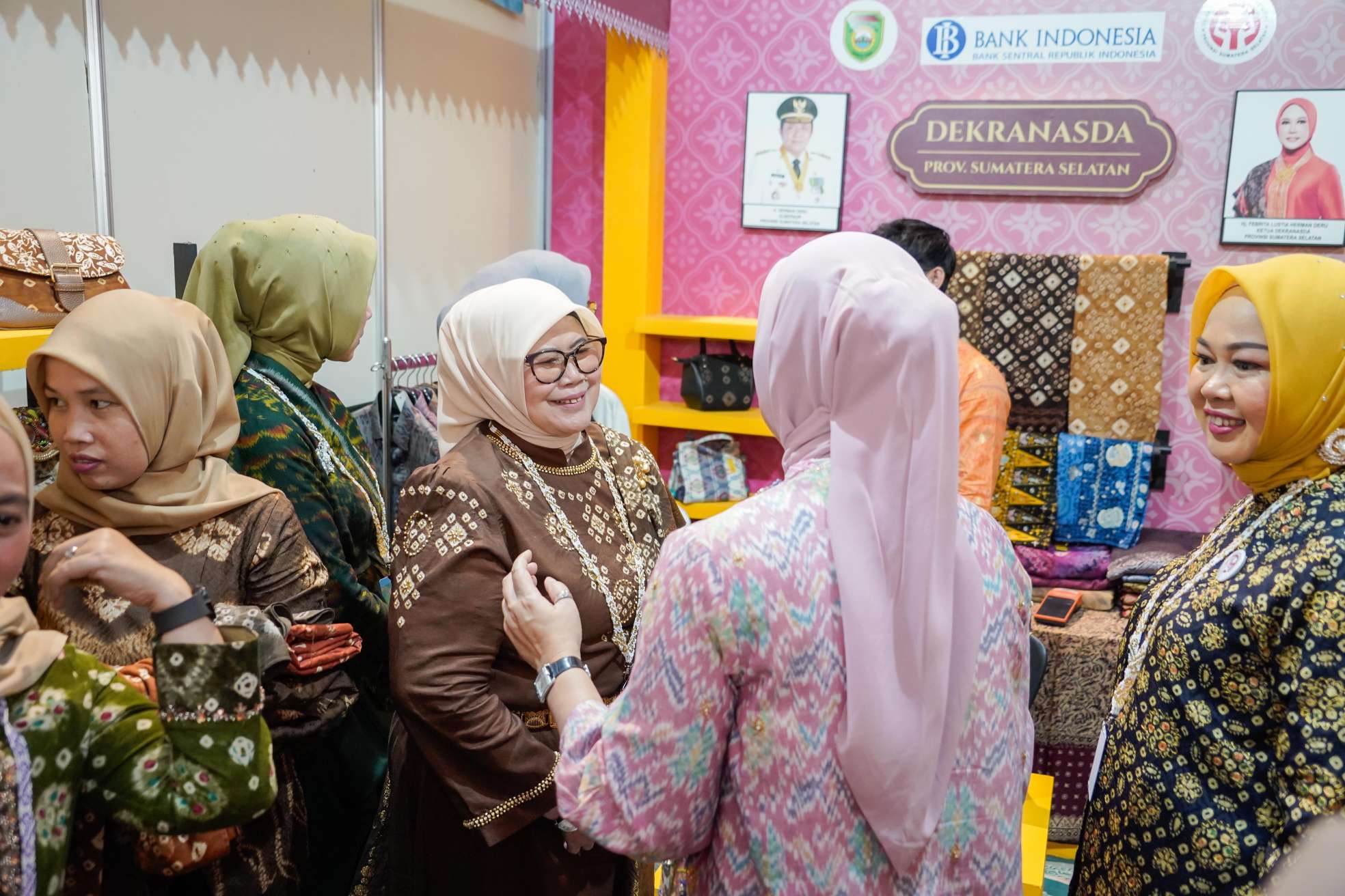 Gambo Muba Curi Perhatian di Puncak HUT Dekranas ke-45 di Balikpapan