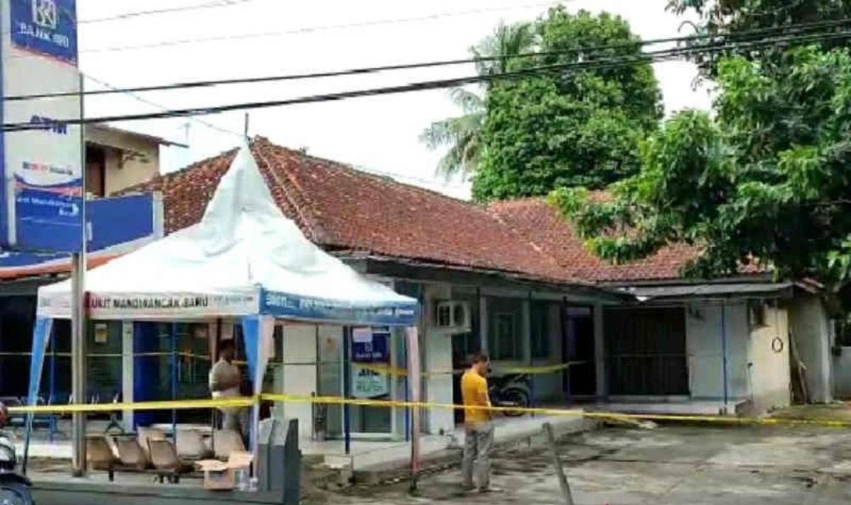 Sudah Susah Payah Rampok Bank, Malah Salah Bobol Brangkas, Isinya Buat Kaget Kawanan Rampok