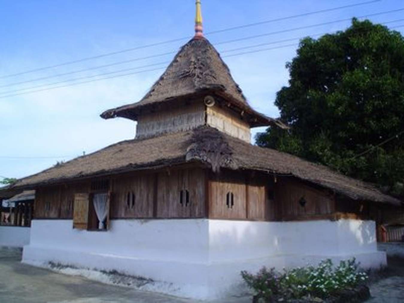 5 Masjid Tertua di Indonesia, Ada yang Dibangun Pada Tahun 1288 Masehi