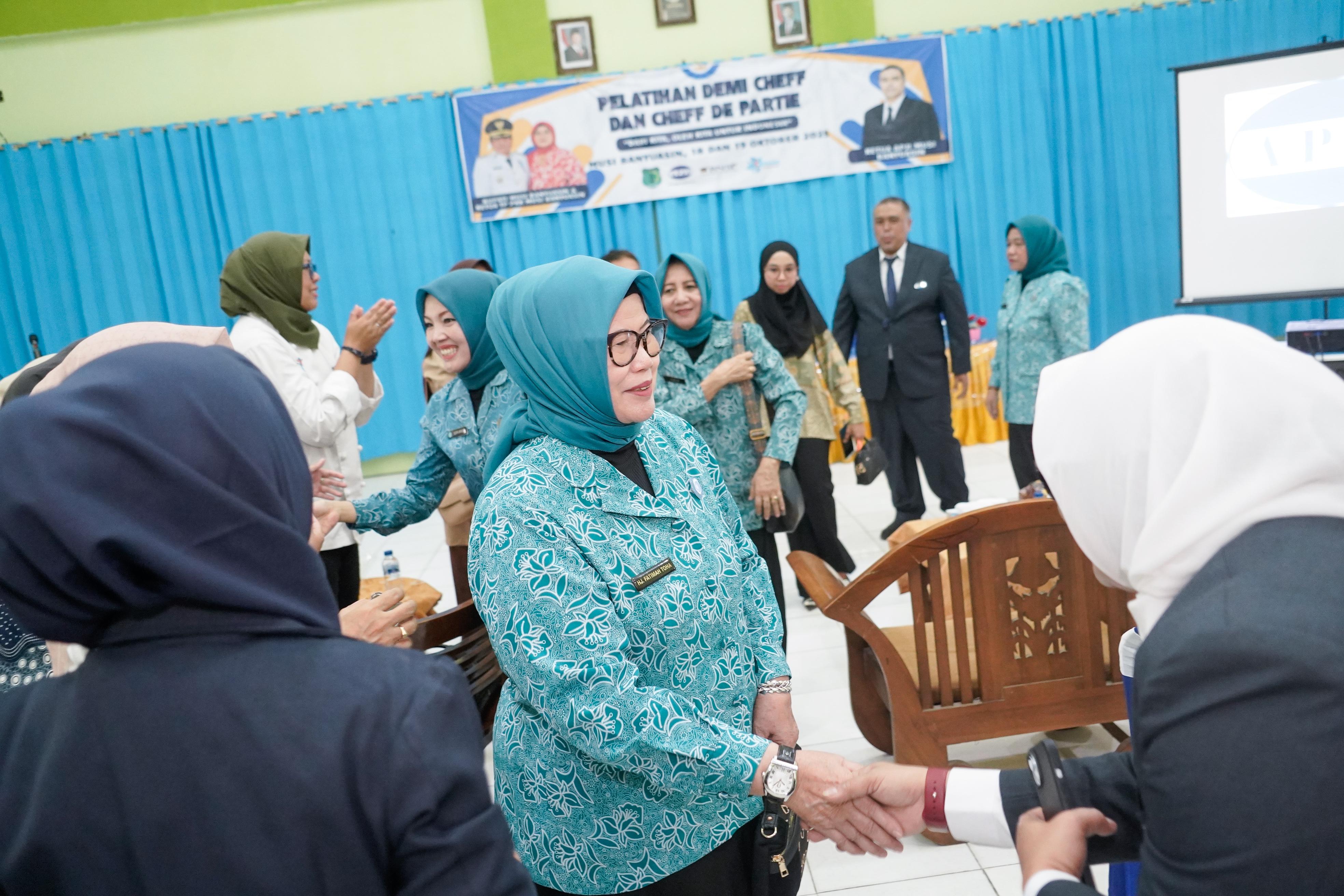 Dorong SDM Kuliner Unggul, Ketua TP PKK Muba Hj. Fatimah Toha Buka Pelatihan Sertifikasi Chef BNSP