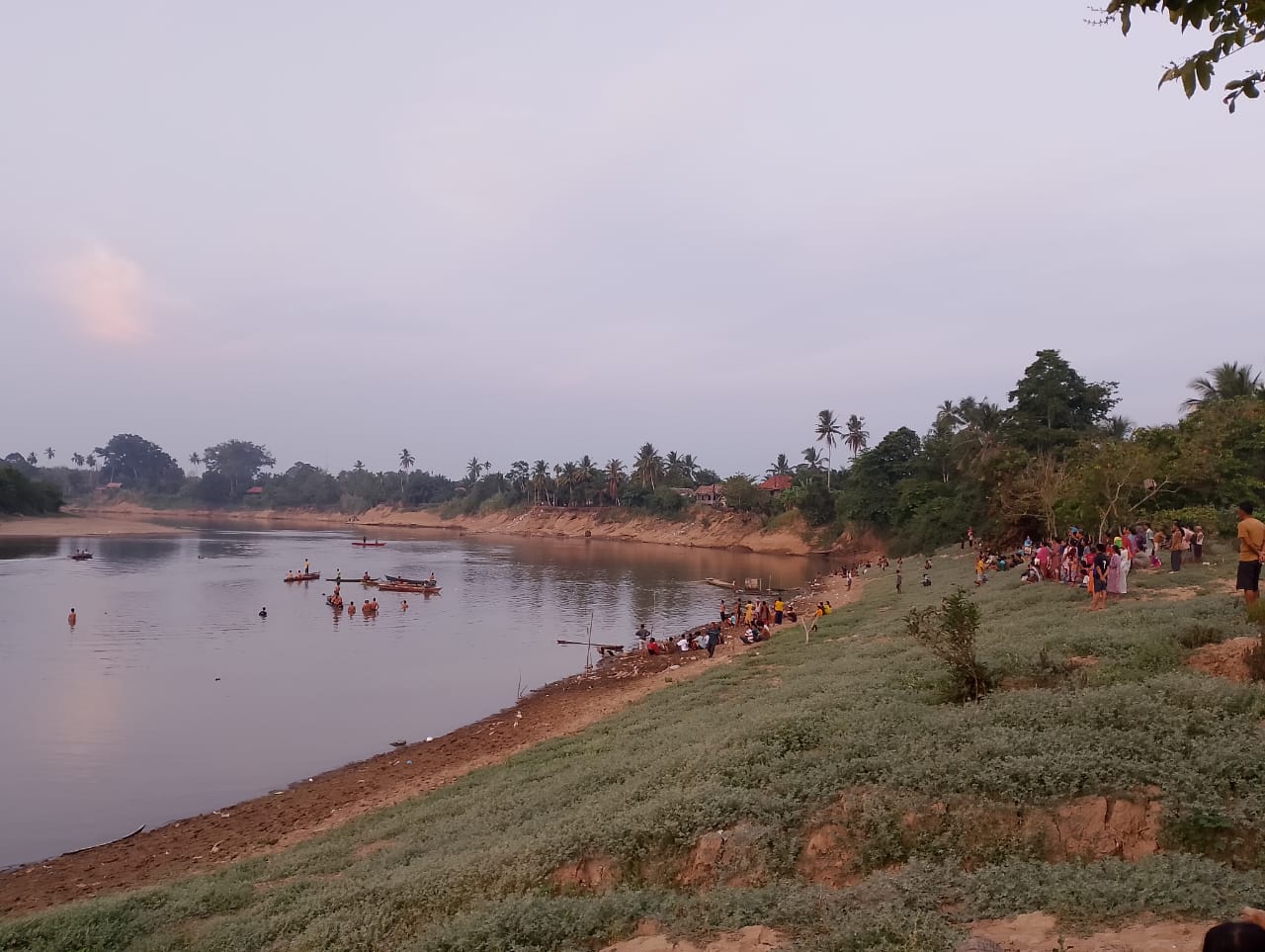 Warga Desa Penggage Geger, Dua Orang Tenggelam di Sungai Musi