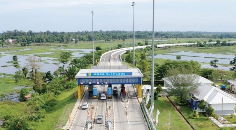 Libur Panjang Picu Lonjakan Arus Kendaraan di Tol Trans Sumatera Meski Diguyur Hujan