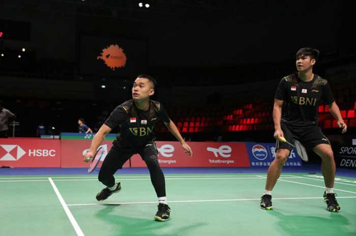 Tumbangkan Ganda Putra Jepang, Leo Rolly Carnando/Daniel Marthin Melaju ke-16 Besar Malaysia Open 2023