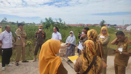 Warga Palem Hijau, Pertanyakan Pembangunan Kolam Retensi