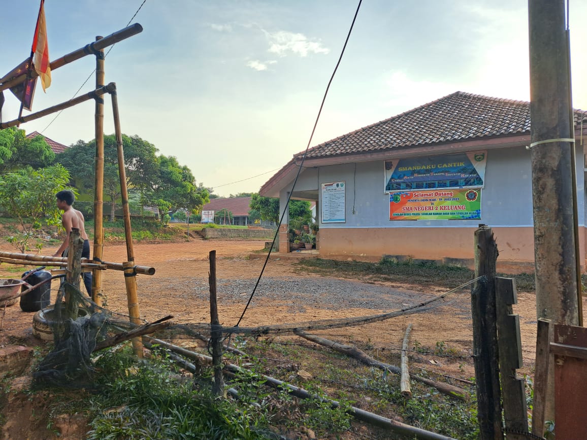 Dampak Semburan Minyak, Aktifitas SMA N 2 Keluang di Liburkan, Siswa Belajar Daring