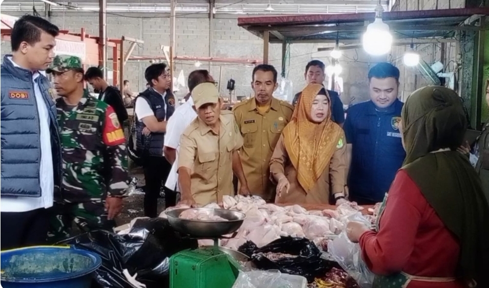 Satgas Pangan Muba Cek Harga Sembako di Pasar Randik Sekayu, Berikut Daftar Hasilnya