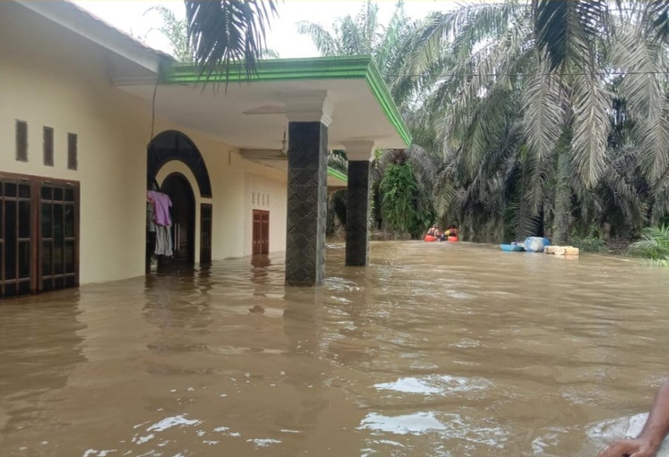 Desa Muaro Bahar Terendam Banjir, Ratusan Warga Terdampak 