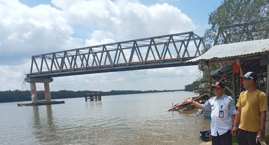 Sempat Ada Aksi Mogok, Aktifitas Penyeberangan di Kecamatan Lalan Kembali Beroperasi