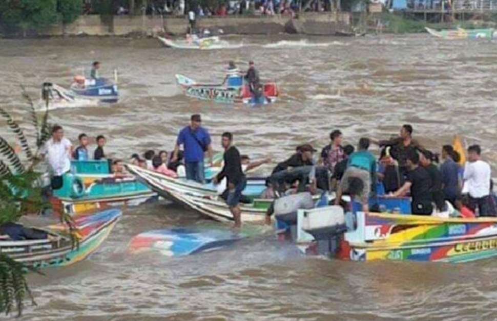 Kecelakaan Perairan, 2 Speedboat Tabrakan, 2 Orang Meninggal Dunia, 8 Luka-luka