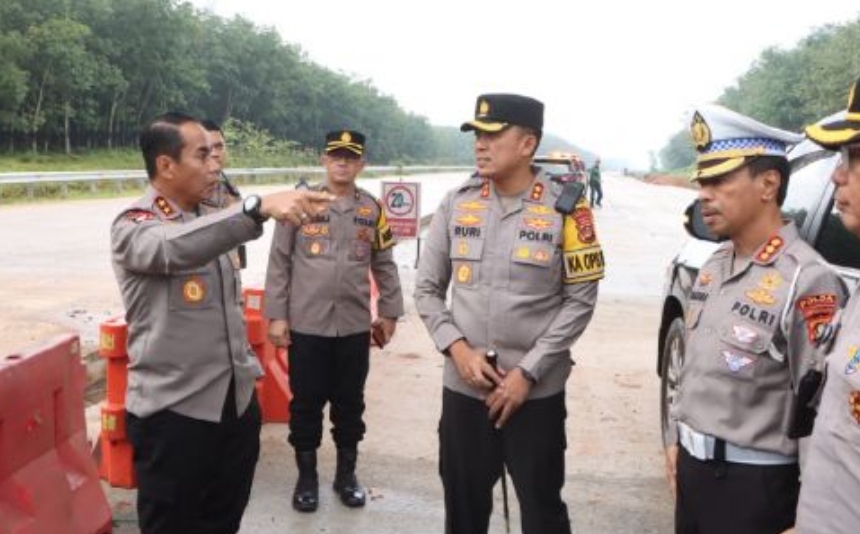 Jelang Dibuka Secara Fungsional Untuk Mudik Lebaran 2025, Kapolda Sumsel Cek Kesiapan Tol Palembang - Betung