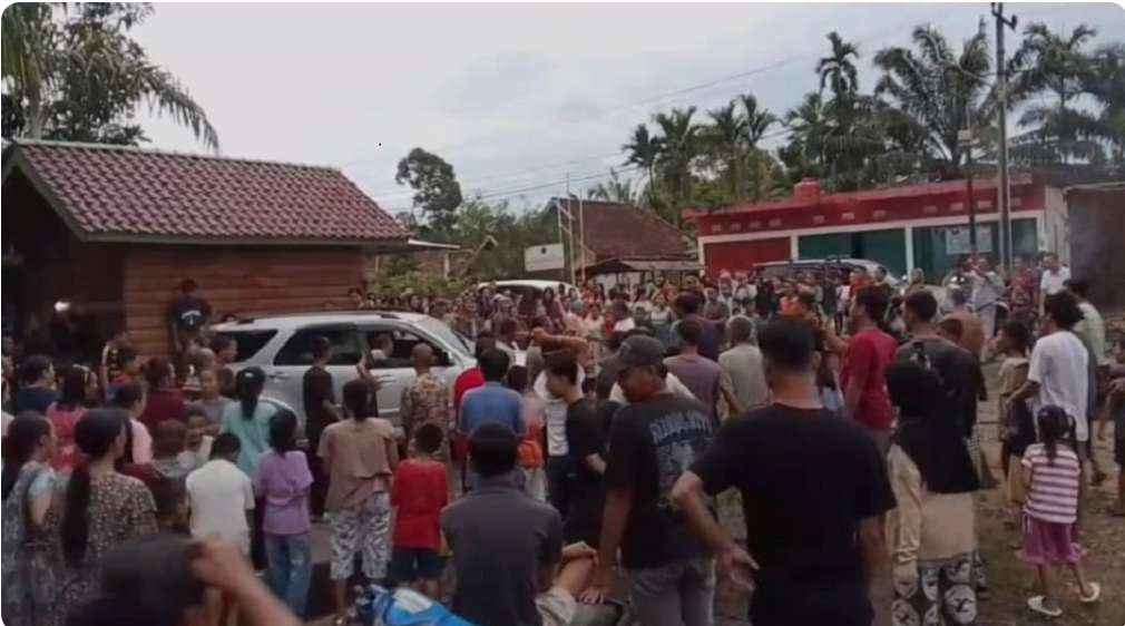 Mobil Nyemplung ke Sungai di Sungai Keruh, Ini penyebabnya