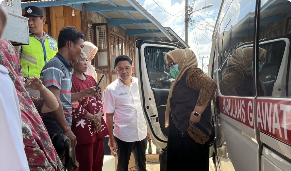 Dinkes Muba dan RS Ernaldi Bahar Evakuasi ODGJ Dipasung di Desa Teluk Kijing II