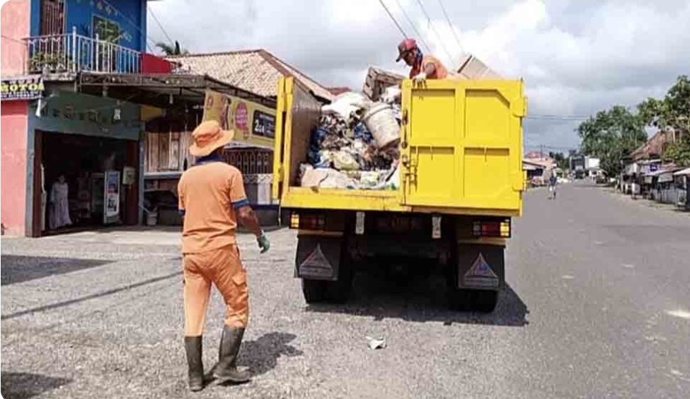 Musim Buah, Volume Sampah di Kecamatan Sanga Desa Meningkat 