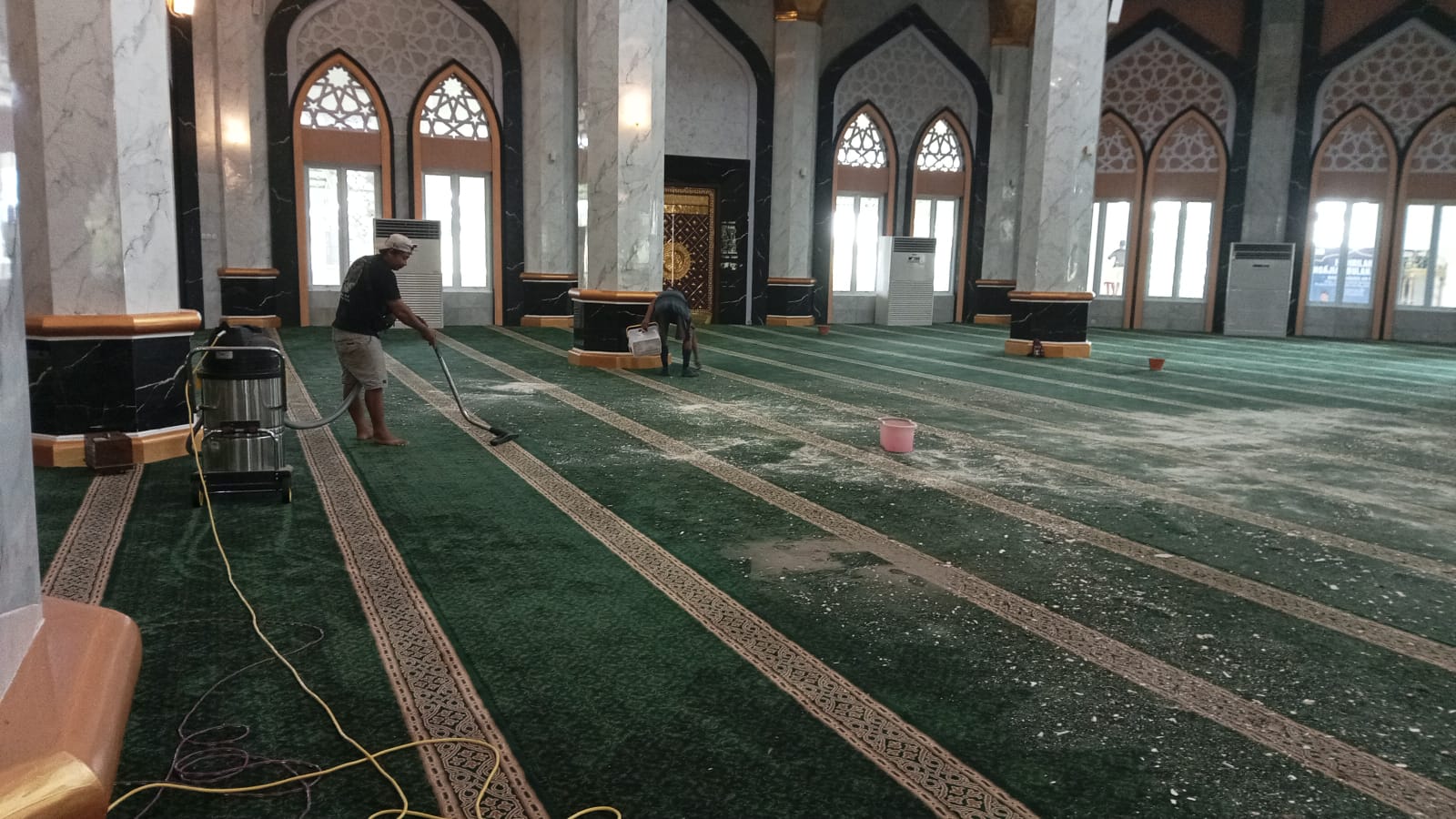 Plafon Runtuh, Masjid Agung An-Nur Ditutup Sementara, Renovasi Dikebut Jelang HUT Ogan Ilir