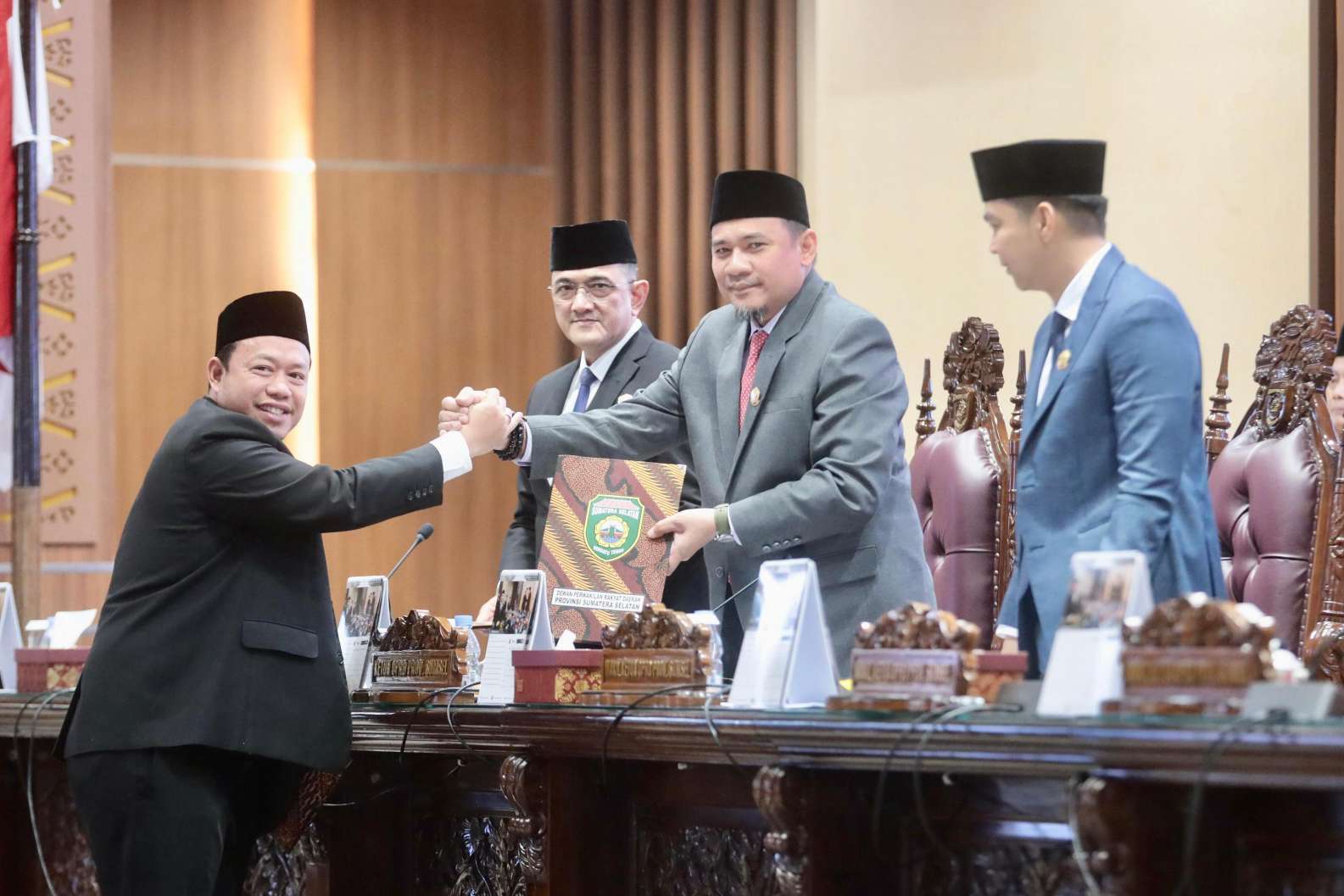 Sekda Edward Candra Hadiri Rapat Paripurna Penyampaian Laporan Hasil Reses Anggota DPRD Provinsi Sumsel 