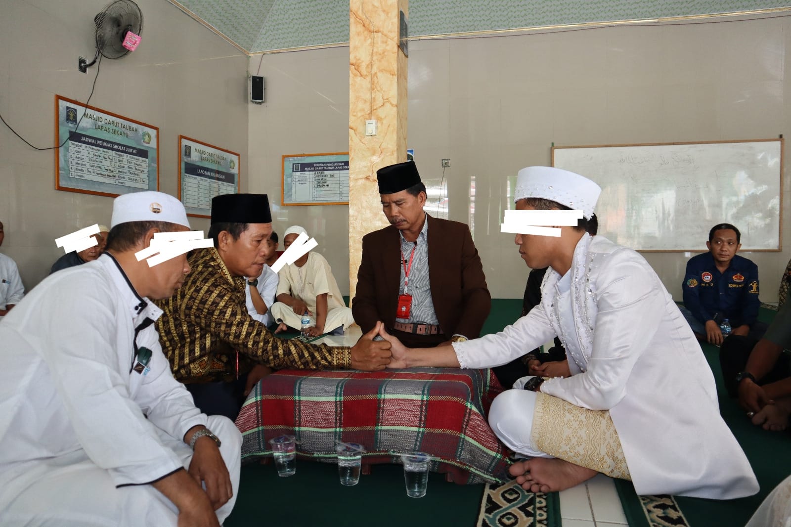 Cinlok di Tahanan, Berujung Pernikahan di Lapas Sekayu