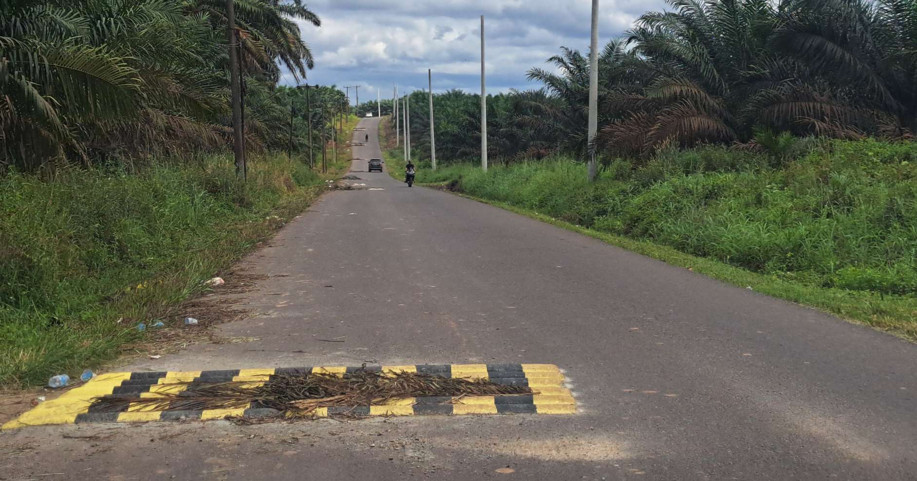 Waspada, Saat Ini Banyak Polisi Tidur di Jalan Poros Kecamatan di Kecamatan Keluang