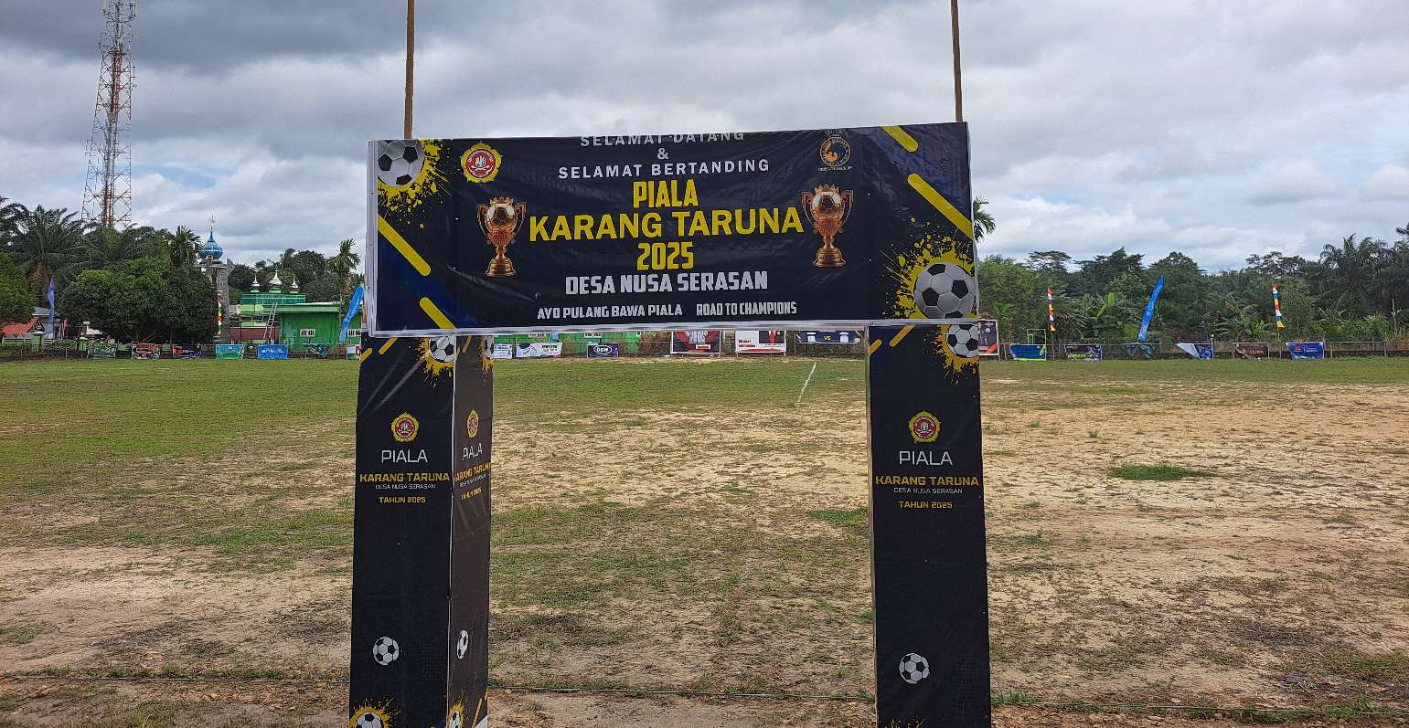 Puluhan Tim Memeriahkan Turnamen Sepakbola Piala Karang Taruna Desa Nusa Serasan