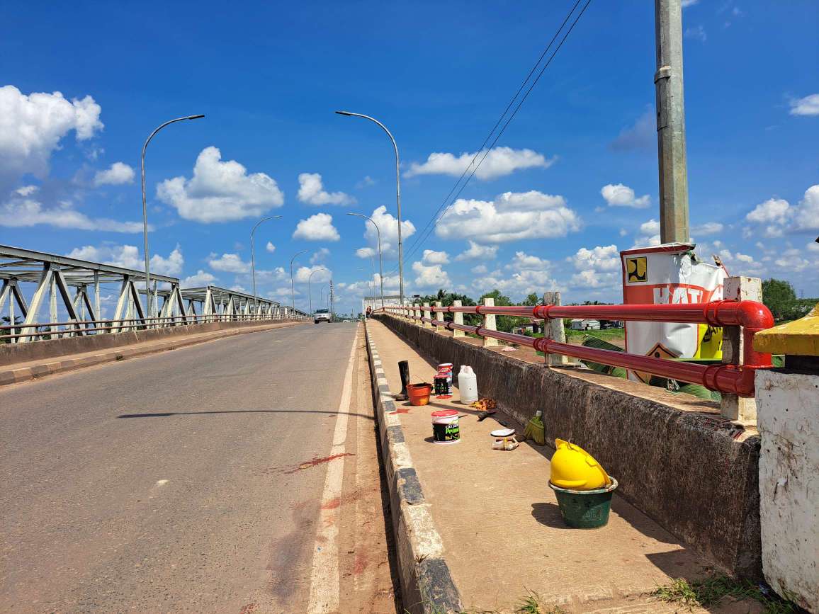 Jembatan Duplikasi Sungai Lilin di Cat Ulang, Warga Berharap Lampu Penerangan Difungsikan