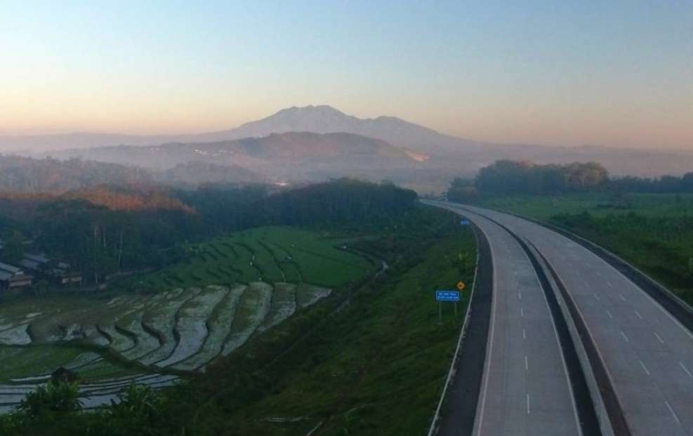 Membayangkan Indahnya Melintasi Tol Padang - Pekanbaru Jika Sudah Beres, Menikmati Pemandangan Bukit Barisan 