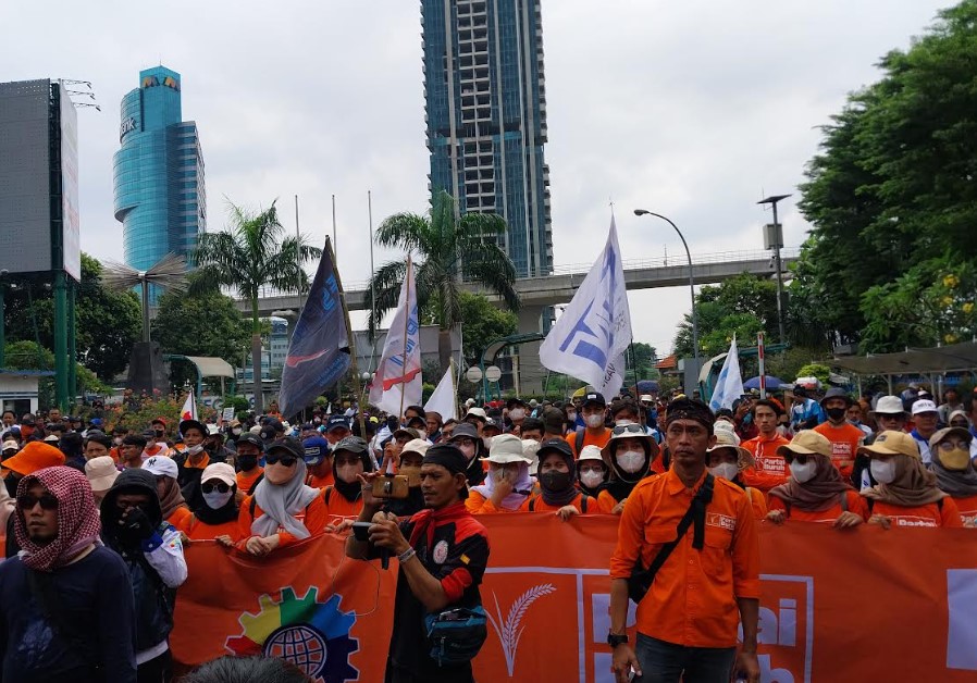 7 Tuntutan Buruh pada Aksi 1 Mei di Istana dan Gedung MK
