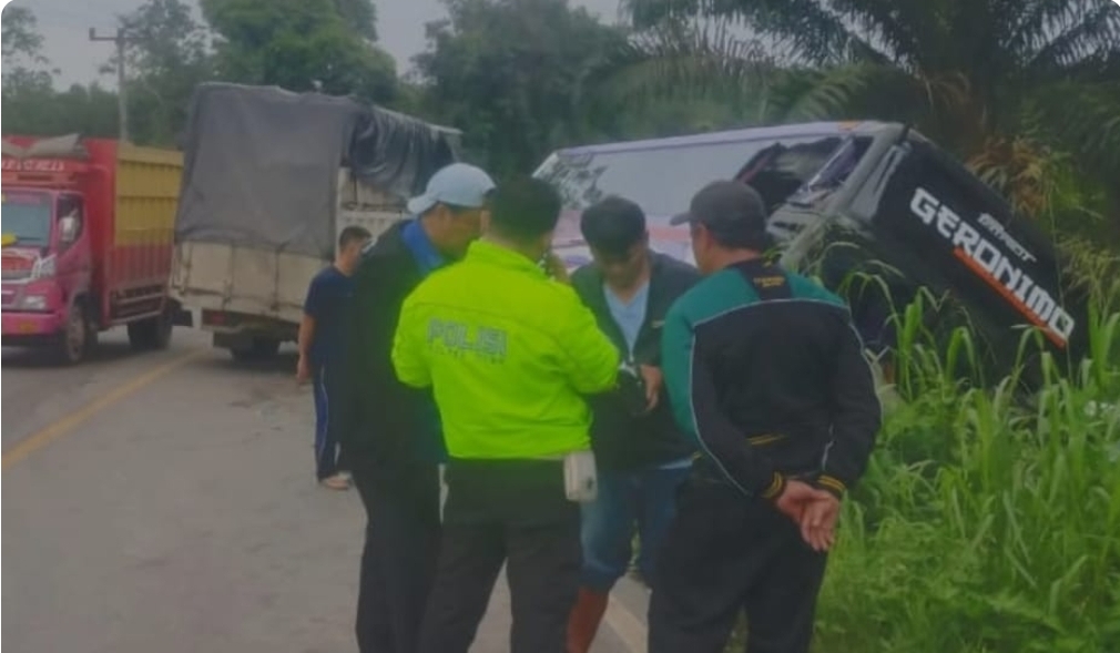 Bus AKAP Ramaya Tabrakan Dengan Truk di Jalintim Tungkal Jaya, Begini Kondisi Penumpangnya