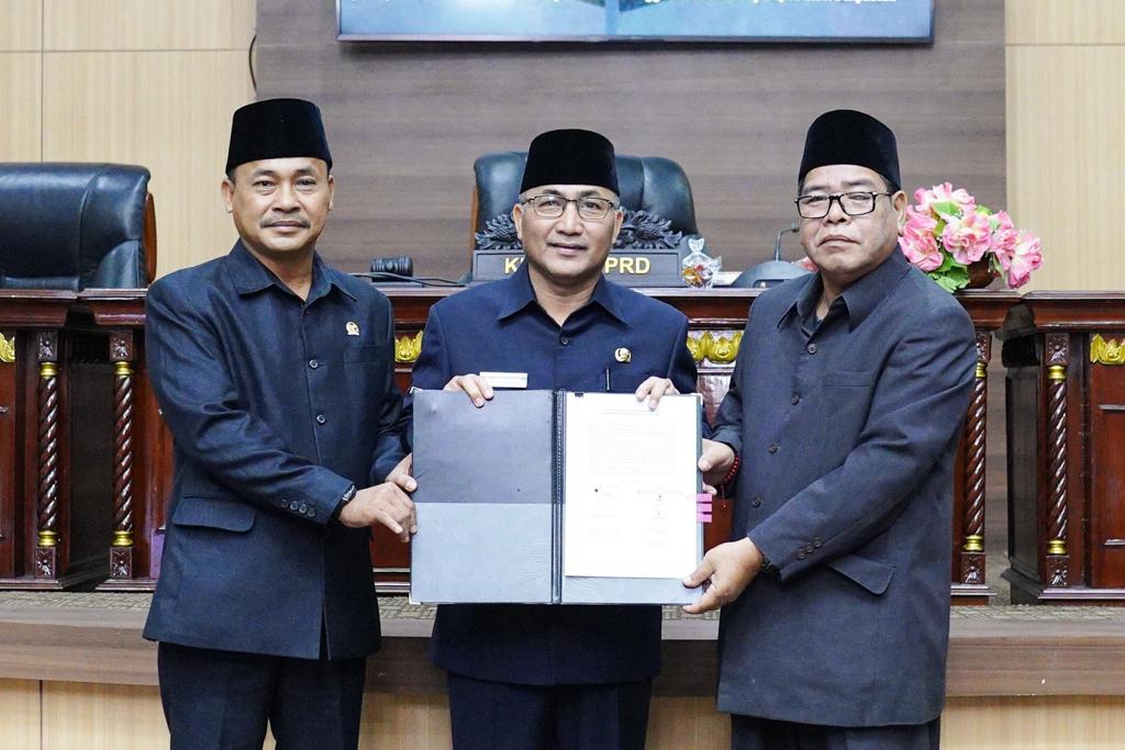 Tandang Tangan Pakta Integritas, Eksekutif-Legislatif di Muba Sepakat Jalankan APBD 2024 Transparan