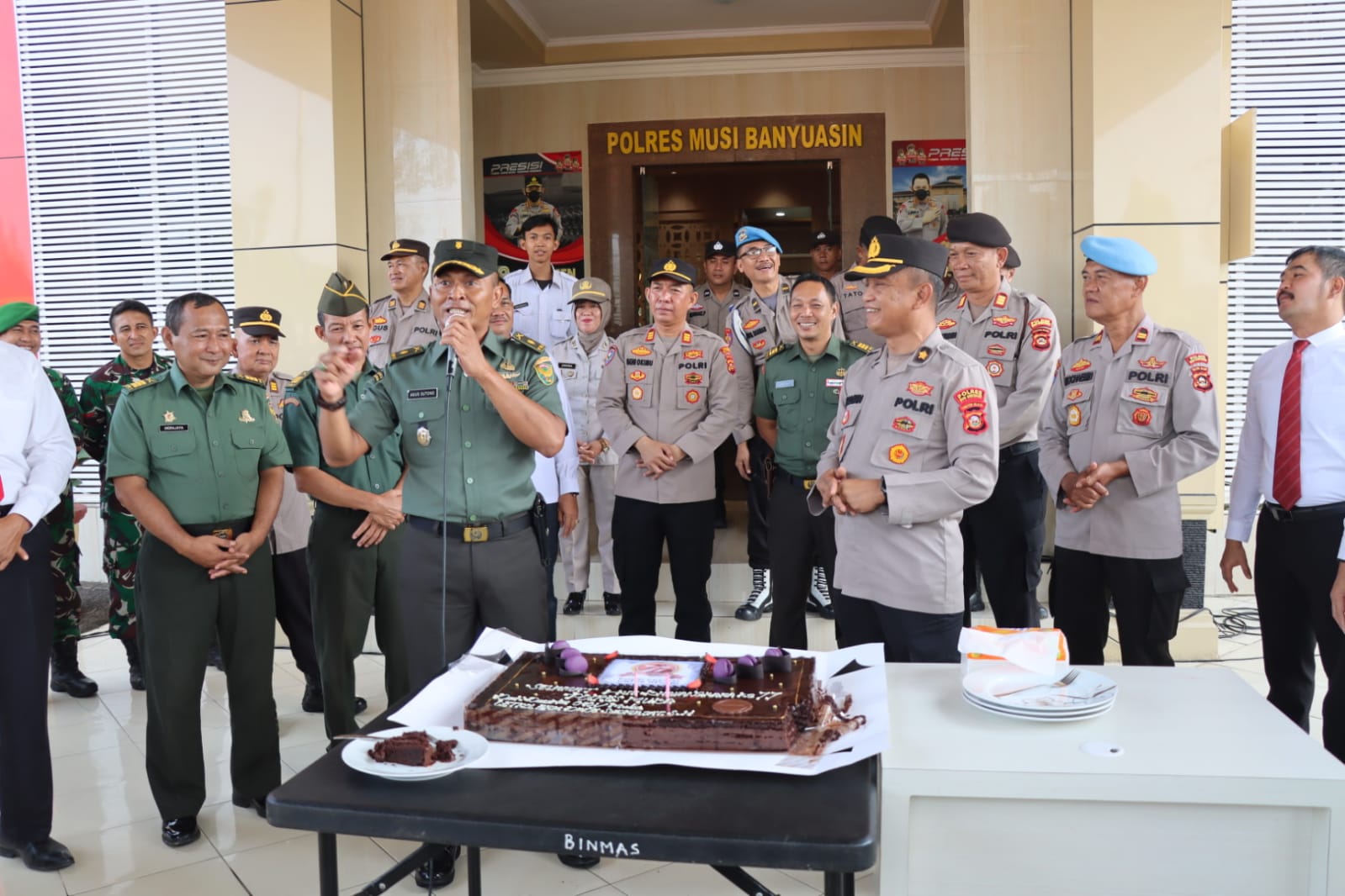 Mapolres Muba 'Didatangi' Puluhan Anggota Kodim 0401/Muba, Ternyata Ini Penyebabnya