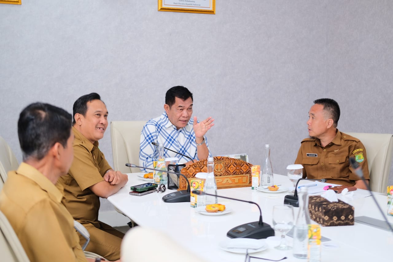 Permen ESDM No.14 Tahun 2025 Jadi Harapan Baru, Bupati Muba Ikuti Rapat Penanganan Sumur Minyak Rakyat