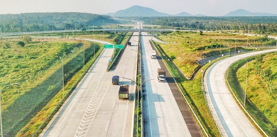 Tol Trans Sumatera Pangkas Waktu Tempuh Aceh–Jakarta Jadi 24 Jam, Perjalanan Darat Tak Lagi 4 Hari