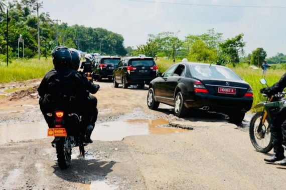 Terkait Jalan Rusak Gubernur Lampung Salahkan Pengusaha, Sindirin Pak Jokowi Sangat Menohok