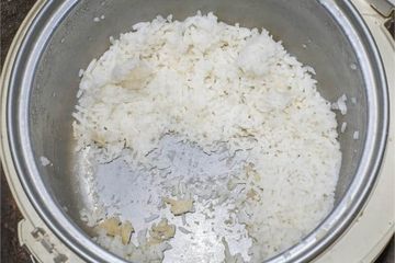 Tips Memasak Nasi agar Pulen dan Tidak Berkerak dalam Rice Cooker