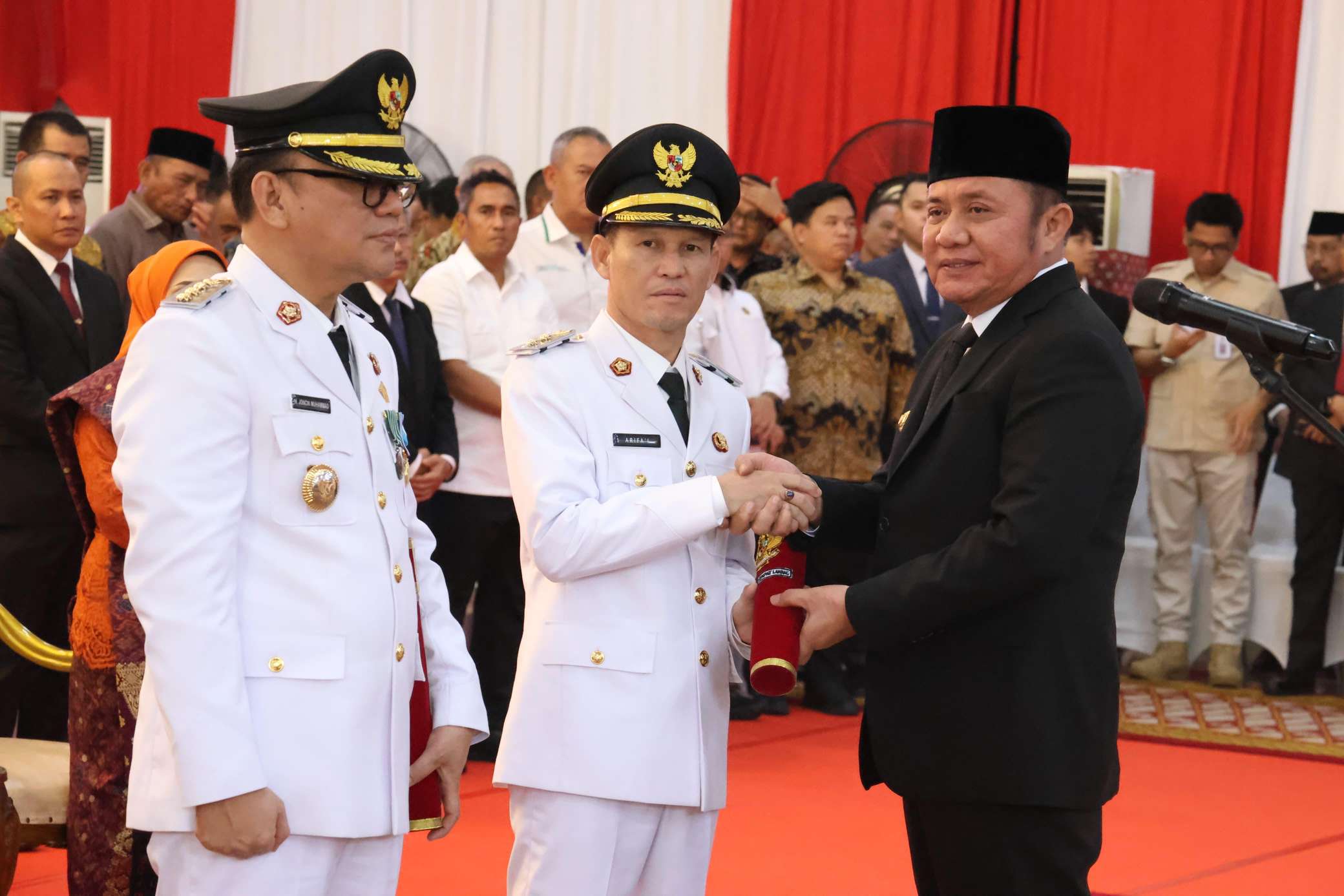 Disaksikan Tiga Menteri, Herman Deru Lantik Joncik-Arifa'i sebagai Bupati dan Wakil Bupati Empat Lawang