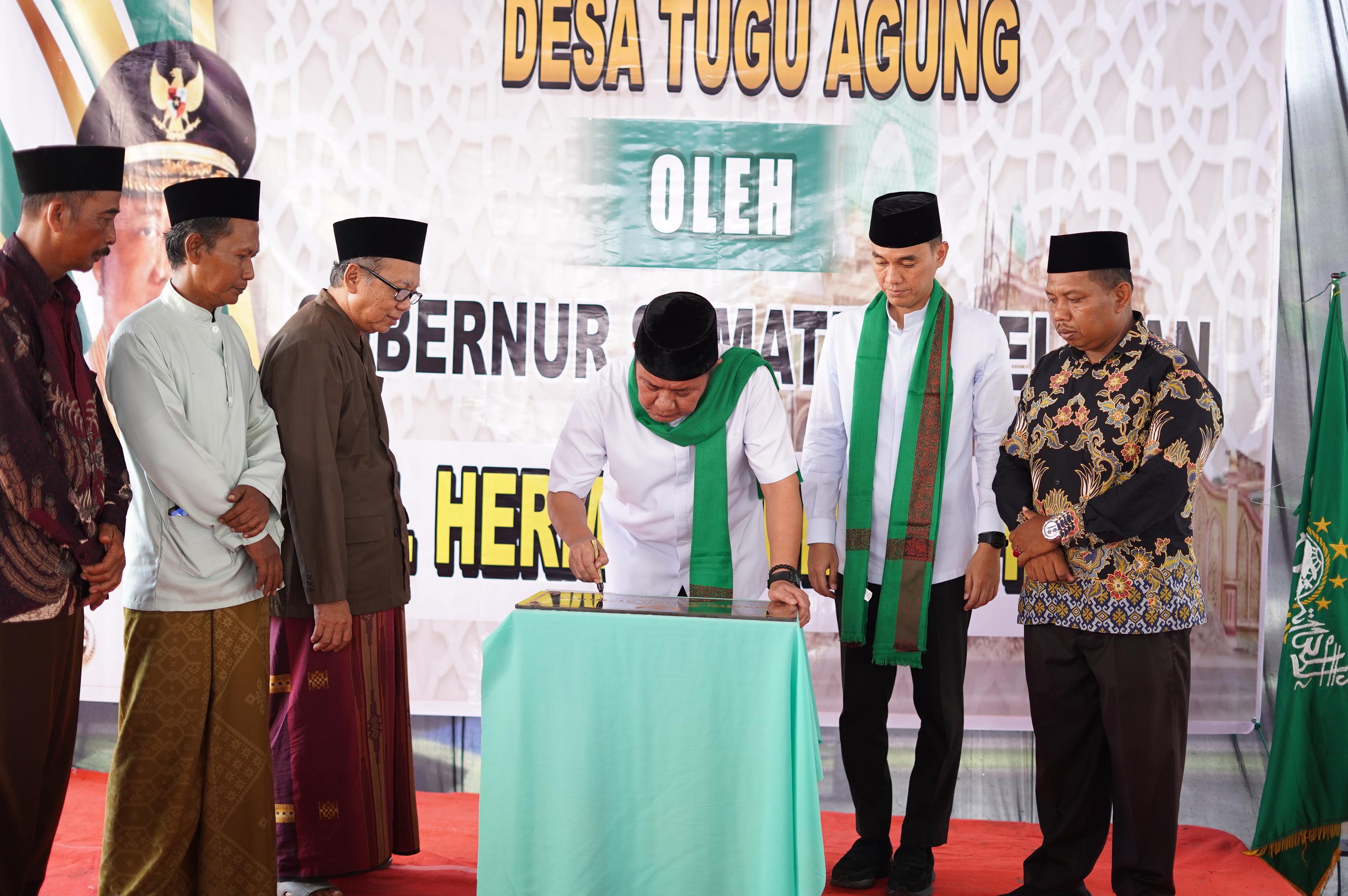 Gubernur Herman Deru Resmikan Masjid Agung Al-Huda Desa Tugu Agung Lempuing