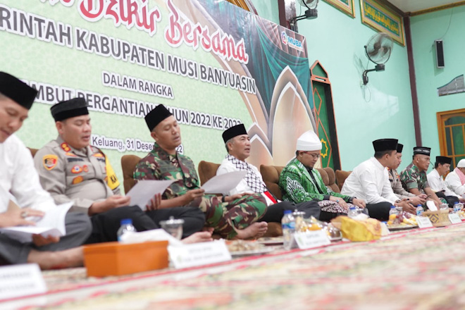 Malam Pergantian Tahun di Muba dengan Zikir Akbar di Keluang 