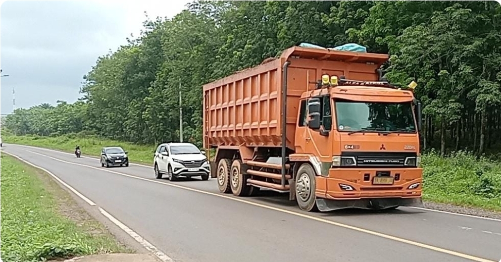 Jalintim Palembang–Betung Berlakukan Pembatasan Angkutan Barang Selama Nataru