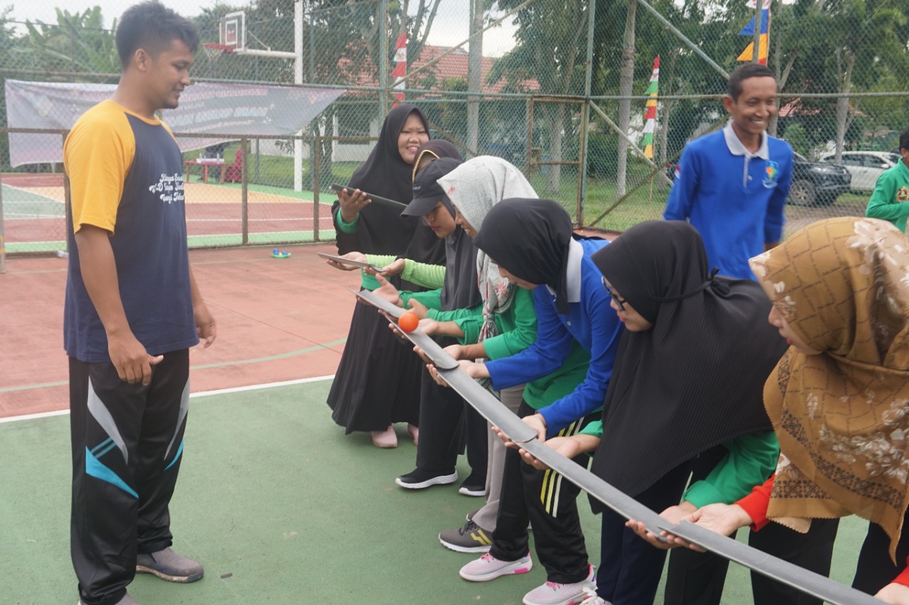 Peringati Hari Guru, Gelar Leadership training dan Team building
