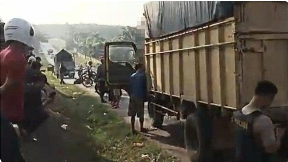 Sopir Ditemukan Gantung Diri di Bak Truk, Saat Terparkir di Jalintim Depan SPN Betung