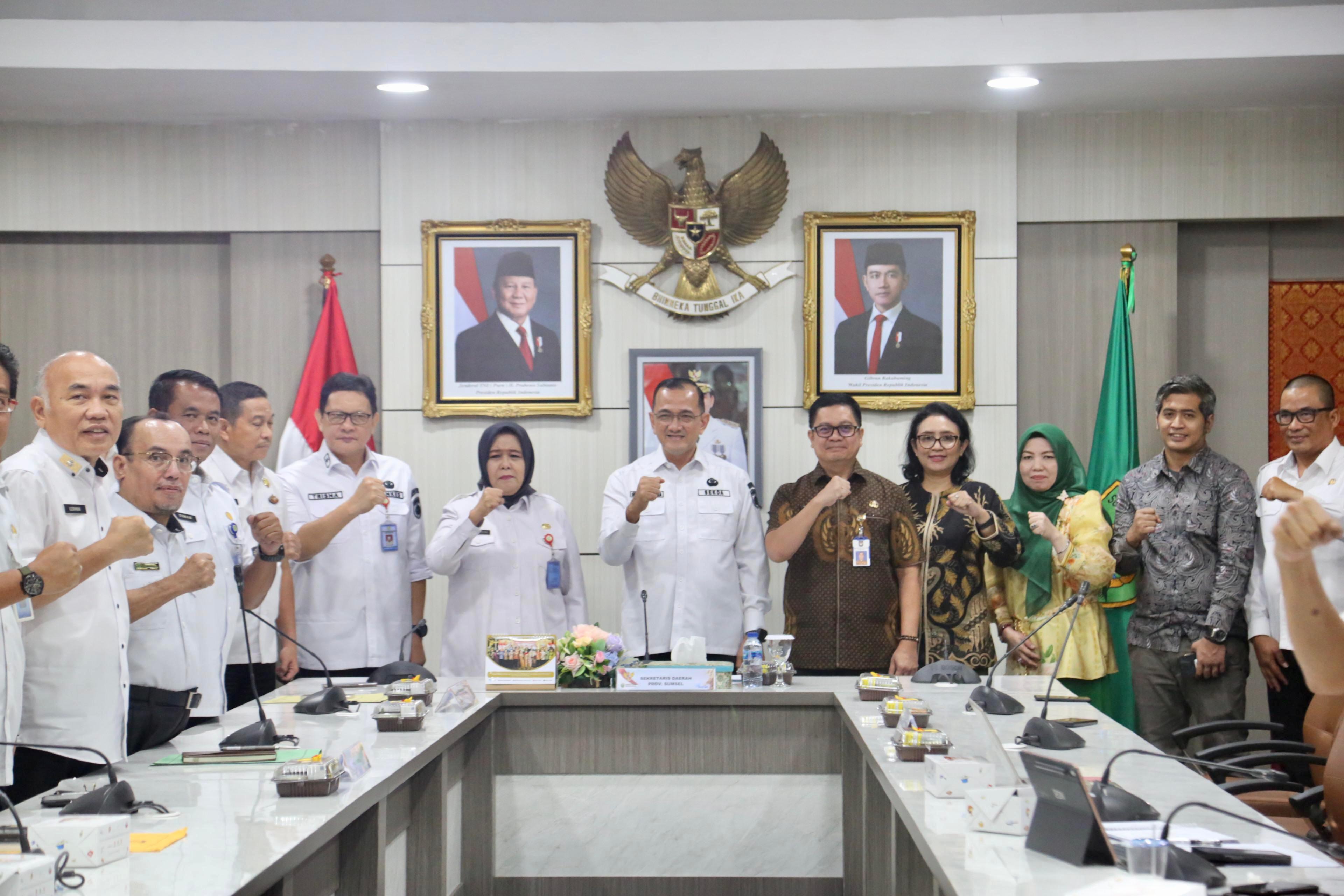 Sekda Edward Candra Buka Rapat Pembukaan Desk Penyusunan IKK LPPD Provinsi Sumsel Tahun 2024 