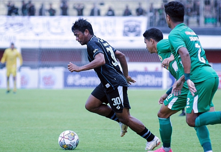 Arema FC Tumbang 0 - 2 dari Tuan Rumah PSS Sleman