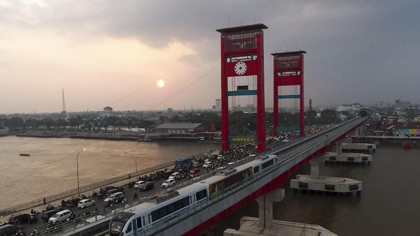 4 Cerita Mistis Jembatan Ampera, Nomor Tiga Sering Minta Tumbal