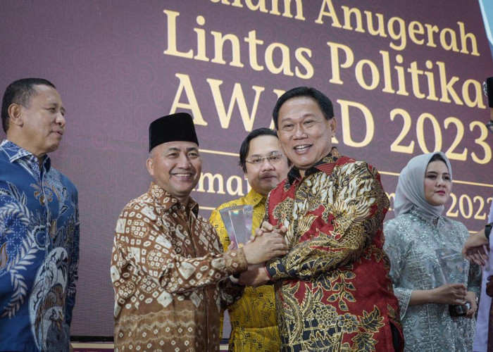 Dinilai Banyak Bawa Perubahan Positif di Muba, Apriyadi Dinobatkan Kepala Daerah Inovatif Tahun 2023