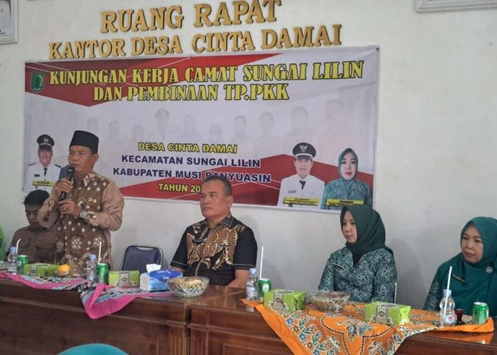 Dorong Kekompakan dan Potensi Lokal, Camat Sungai Lilin Kunjungi Desa Cinta Damai