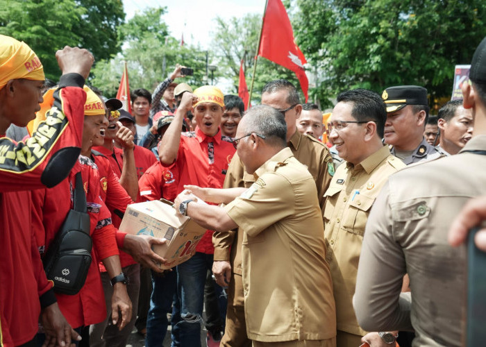 Kongres Aliansi Serikat Buruh Indonesia Kabupaten Muba Turun Ke Lapangan Sampaikan Aspirasi 