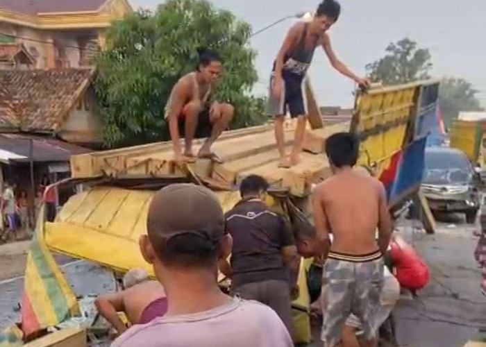 Dampak Kecelakaan di Pulau Harapan, Jalintim Banyuasin - Palembang Macet, Ini Himbauan Satlantas Banyuasin