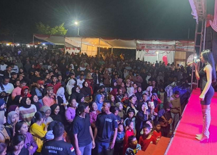 Malam Puncak Sungai Lilin Expo 2025 Berlangsung Spektakuler, Ribuan Warga Tumpah Ruah di Halaman Kantor Camat