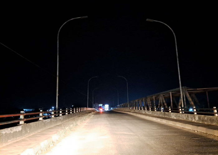 Lampu Penerangan Jembatan Tak Lagi Berfungsi, Warga Berharap Kembali Nyala