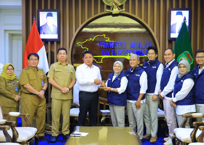 Stok Aman, Harga Terkendali: Herman Deru Nilai Kinerja Bulog Sumsel 2025 Perkuat Ketahanan Pangan