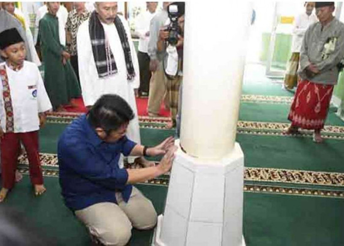 Jadi Masjid Bersejarah di Kota Palembang, Gubernur Sumsel Minta Keaslian Masjid Suro Tetap Dipertahankan